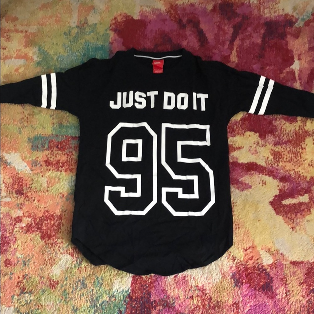 Nike shirt
